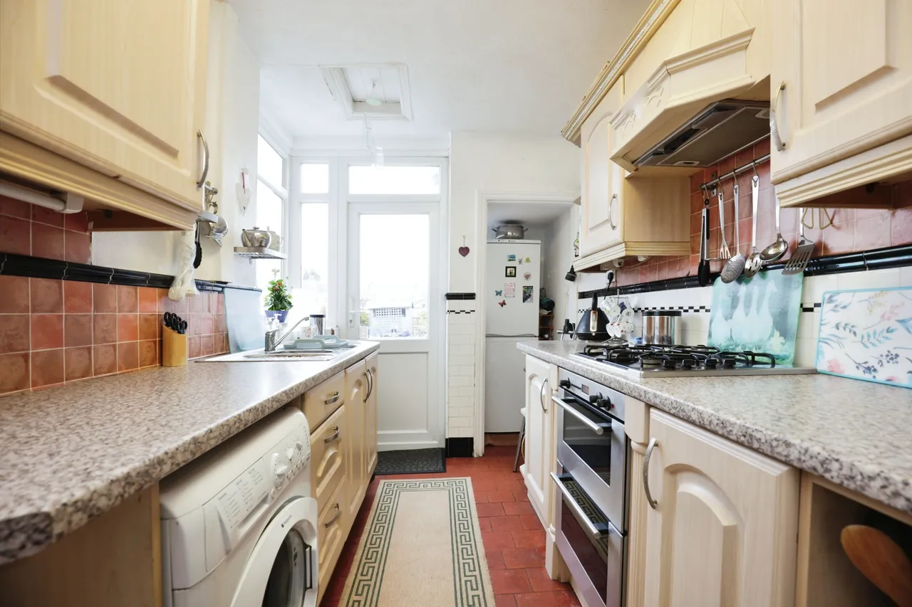 Keresley Road, Coventry, photo 9