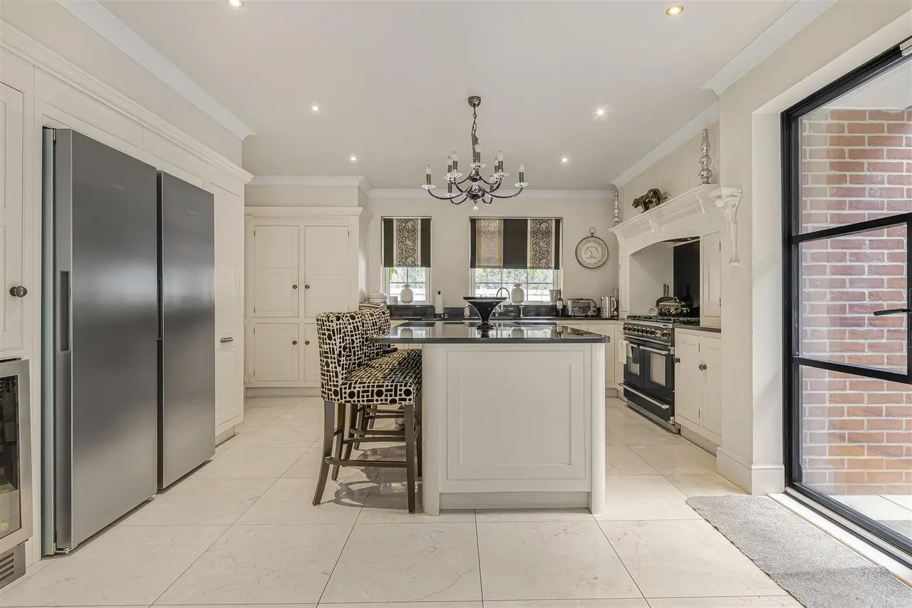 Catleys Walk, Sawston, CB22, photo 4