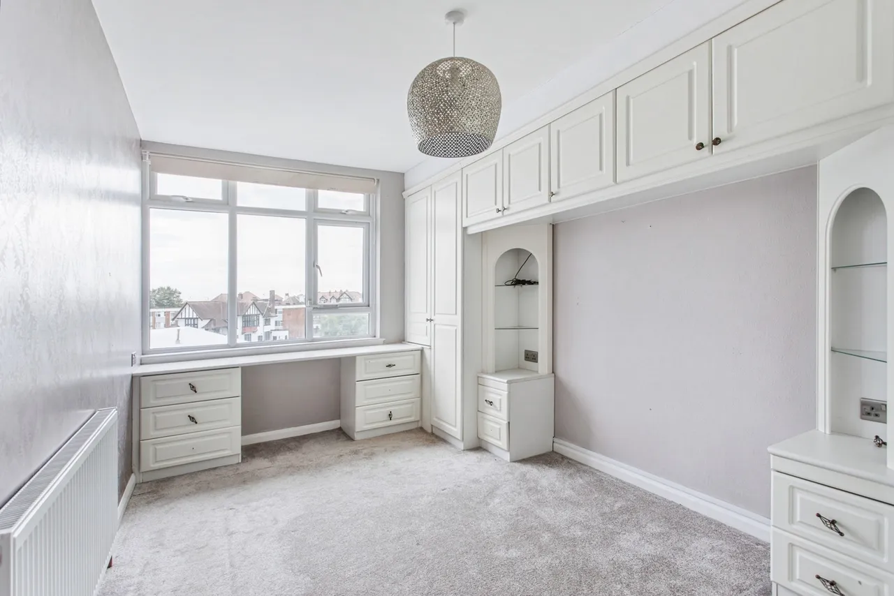 London Road, Westcliff-On-Sea, SS0, photo 15