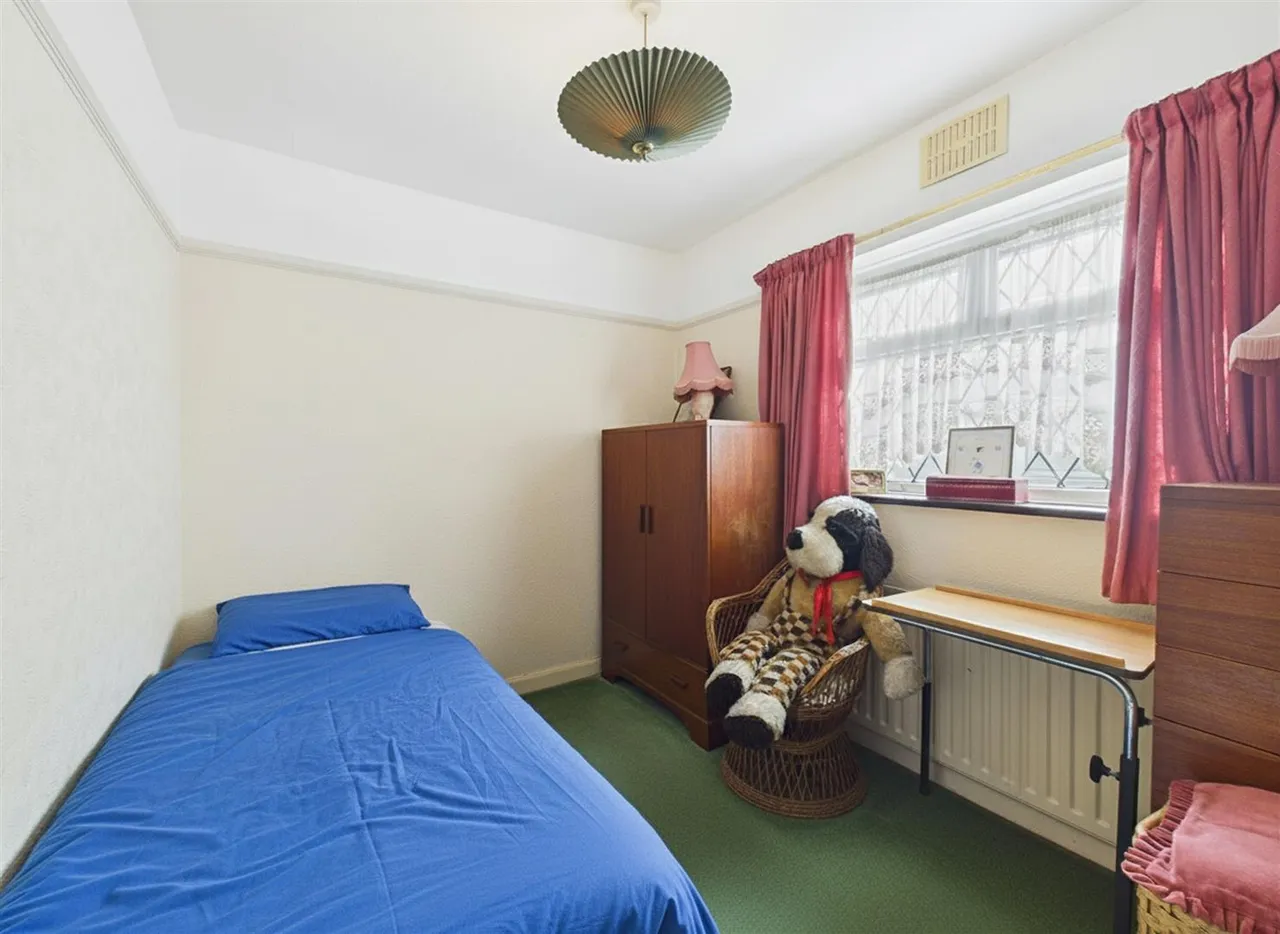 Pavilion Way, Ruislip, HA4 9JP, photo 8