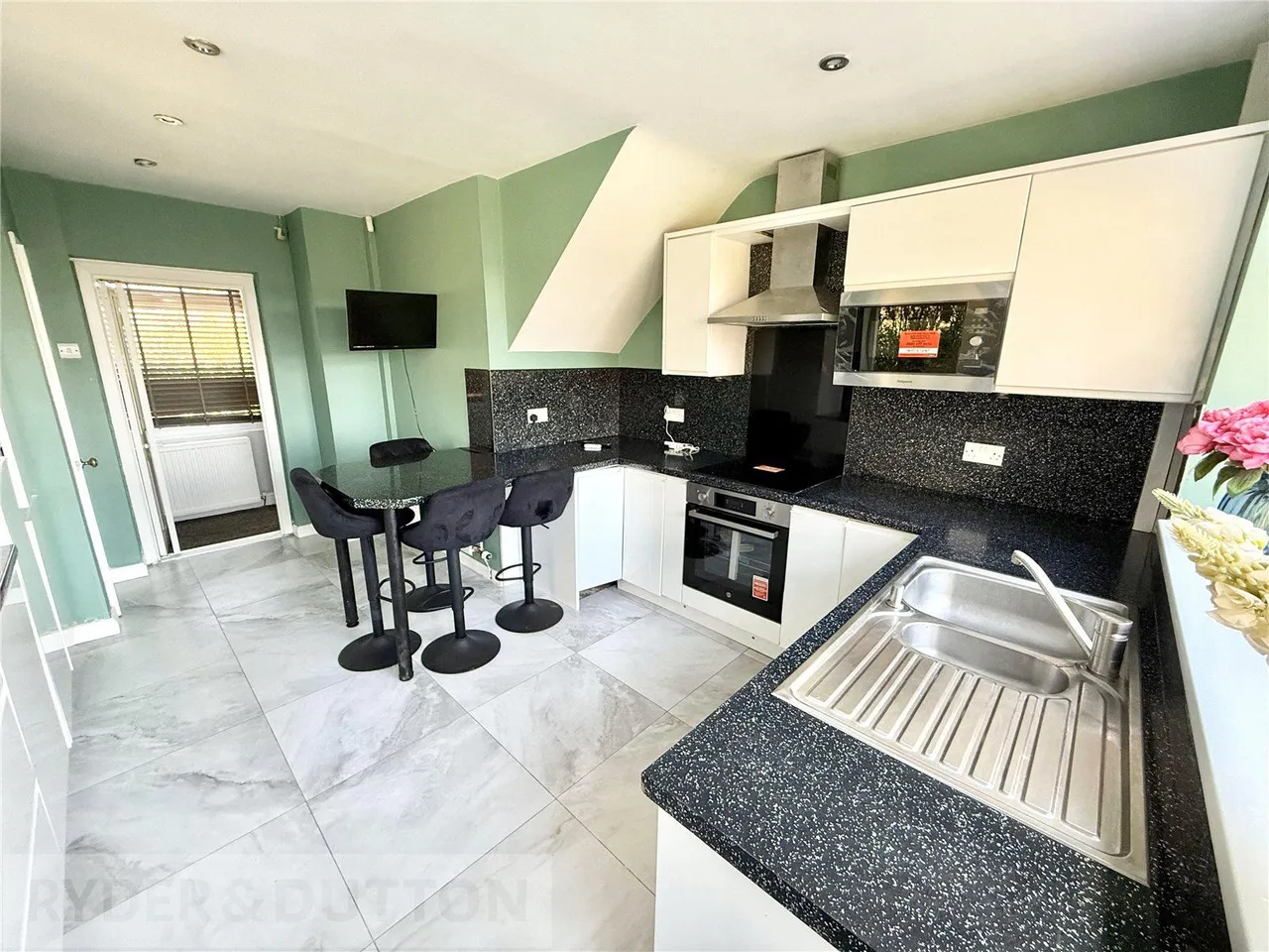 Lightbowne Road, Manchester, M40, photo 3