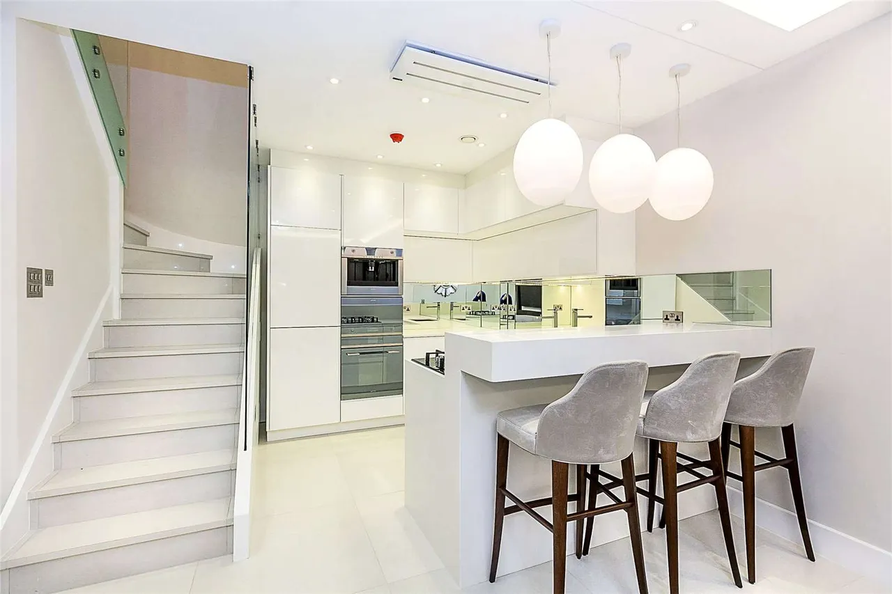 Westbourne Gardens, London, W2 5NR, photo 2