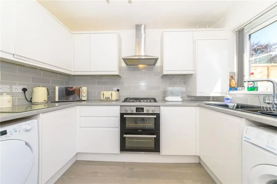 Dunford Place, Binfield, RG42, photo 11