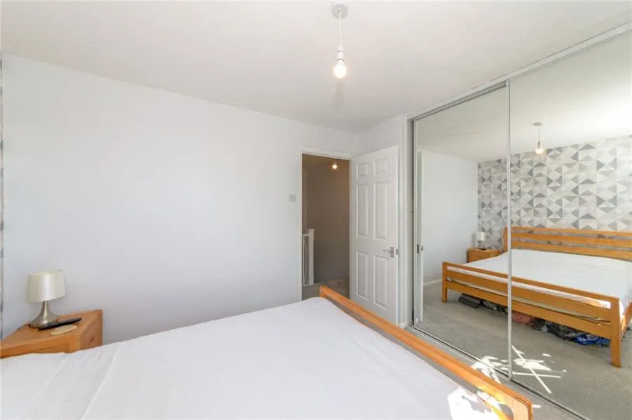 Dunford Place, Binfield, RG42, photo 8