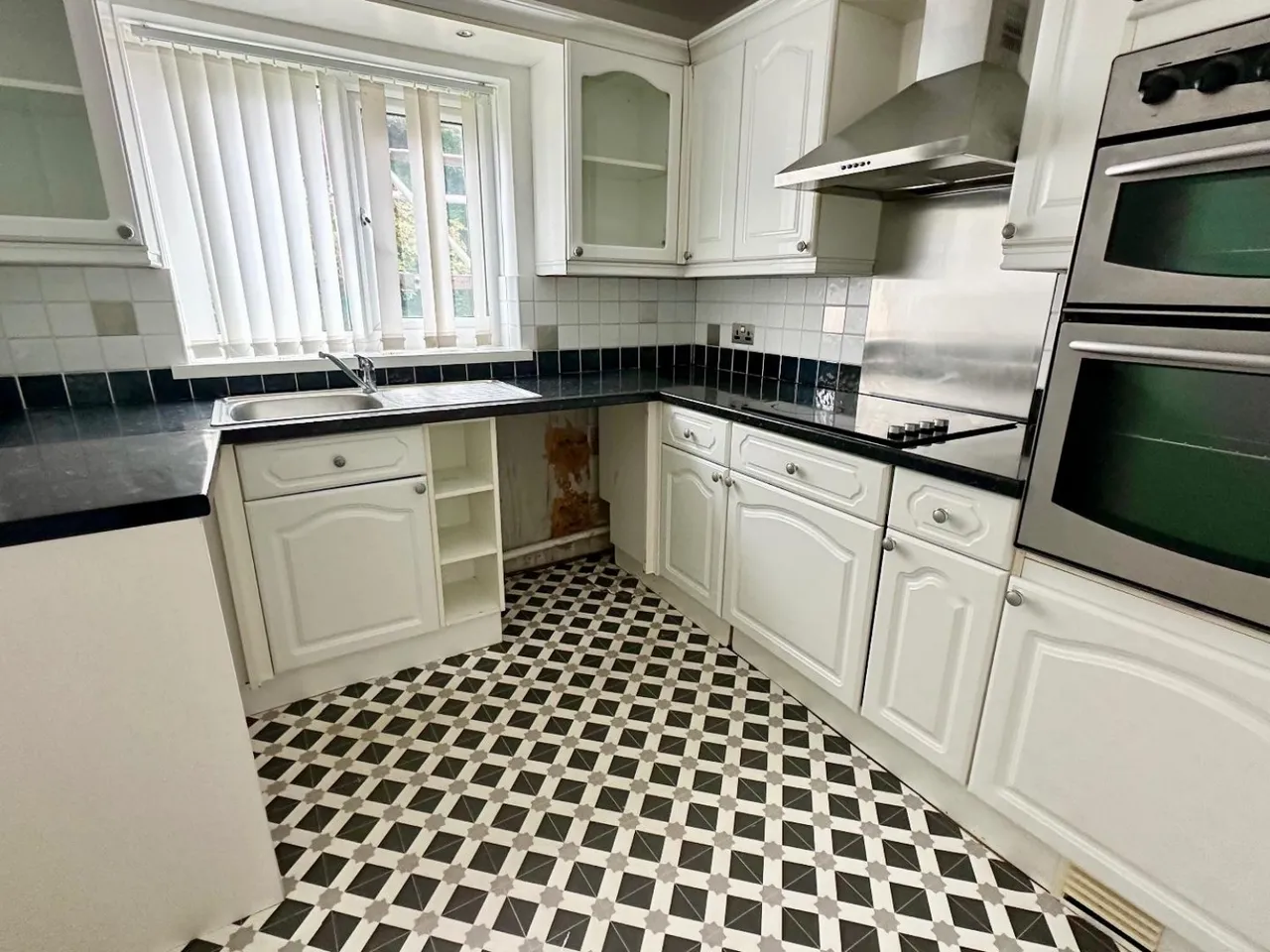 Derwent Road, Lytham St. Annes, FY8, photo 4