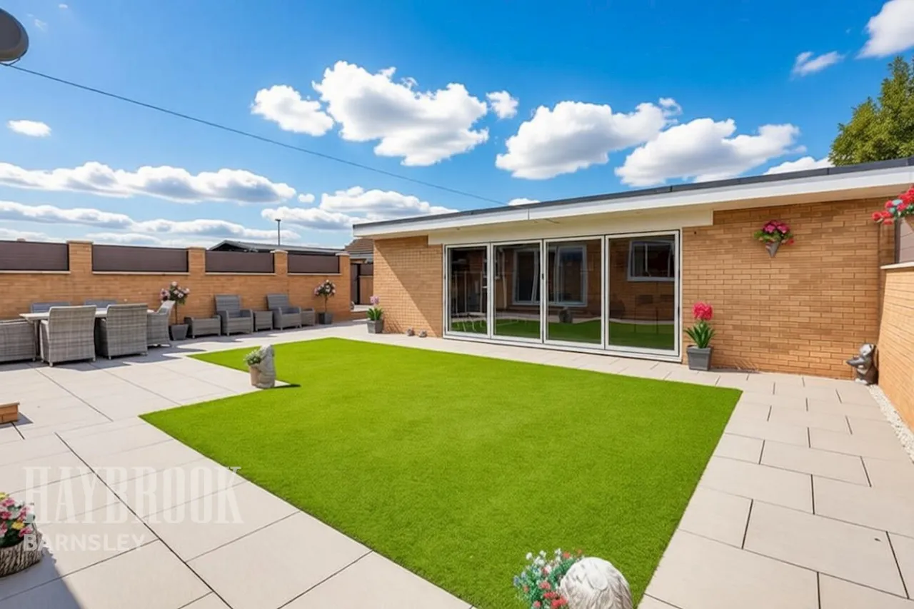 Upperwood Road, Darfield, photo 17
