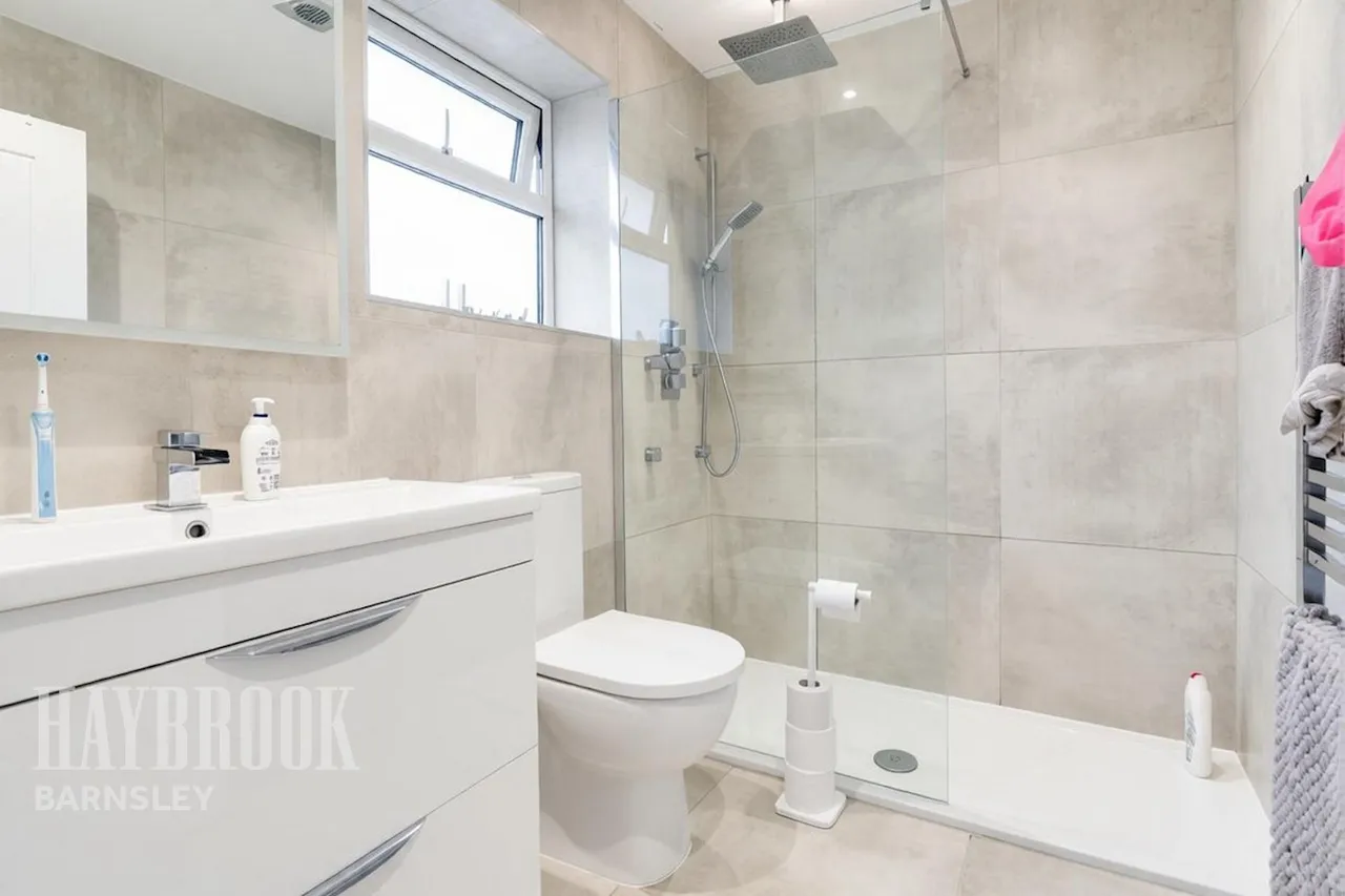 Upperwood Road, Darfield, photo 11