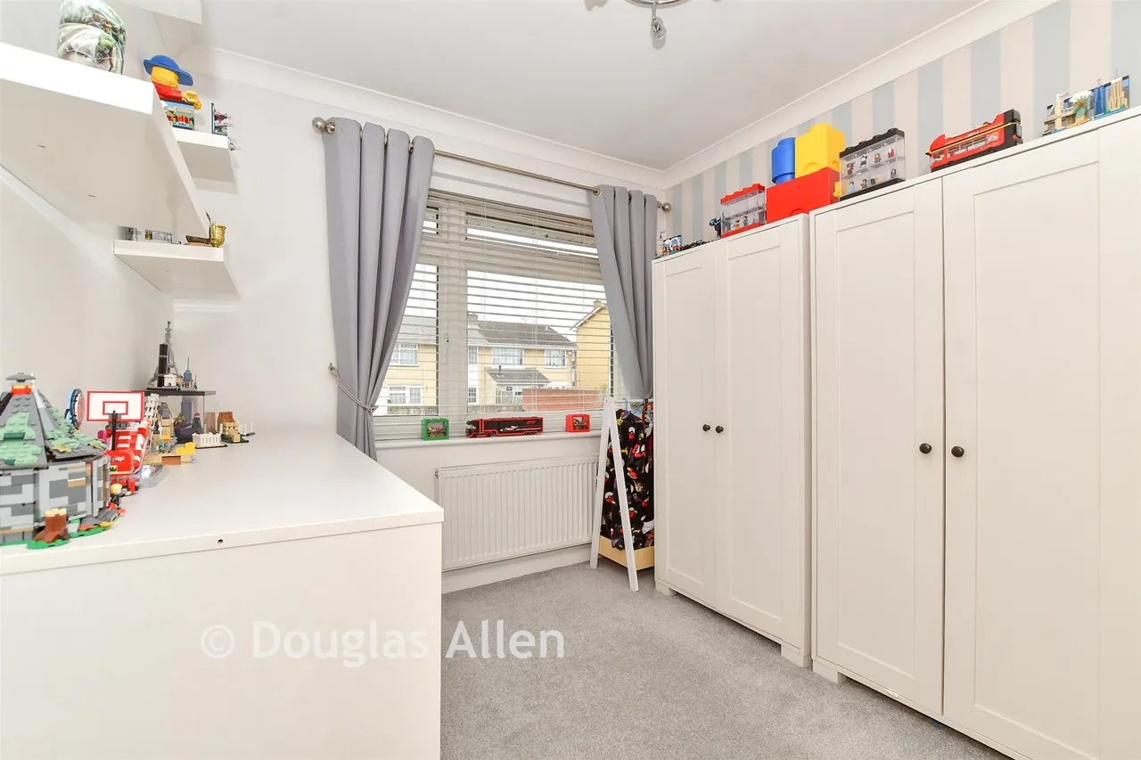 Upper Rainham Road, Hornchurch, RM12, photo 18