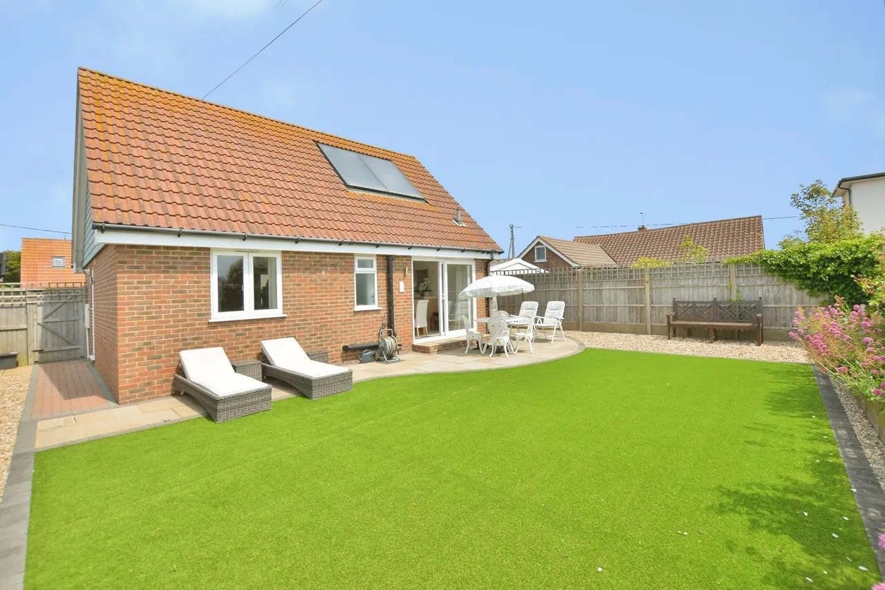 Williamson Road, Lydd on Sea, Romney Marsh, Kent, TN29, photo 4