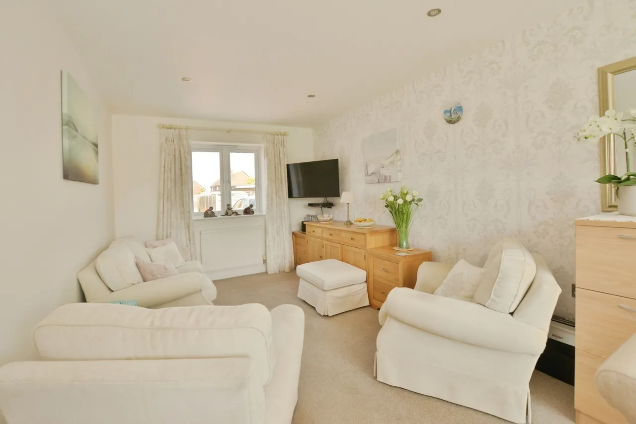 Williamson Road, Lydd on Sea, Romney Marsh, Kent, TN29, photo 14