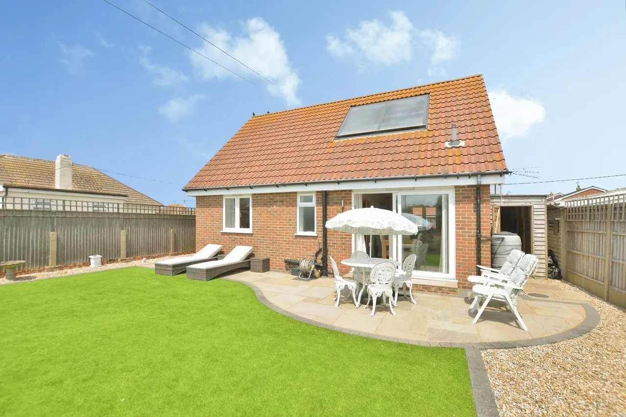 Williamson Road, Lydd on Sea, Romney Marsh, Kent, TN29, photo 17