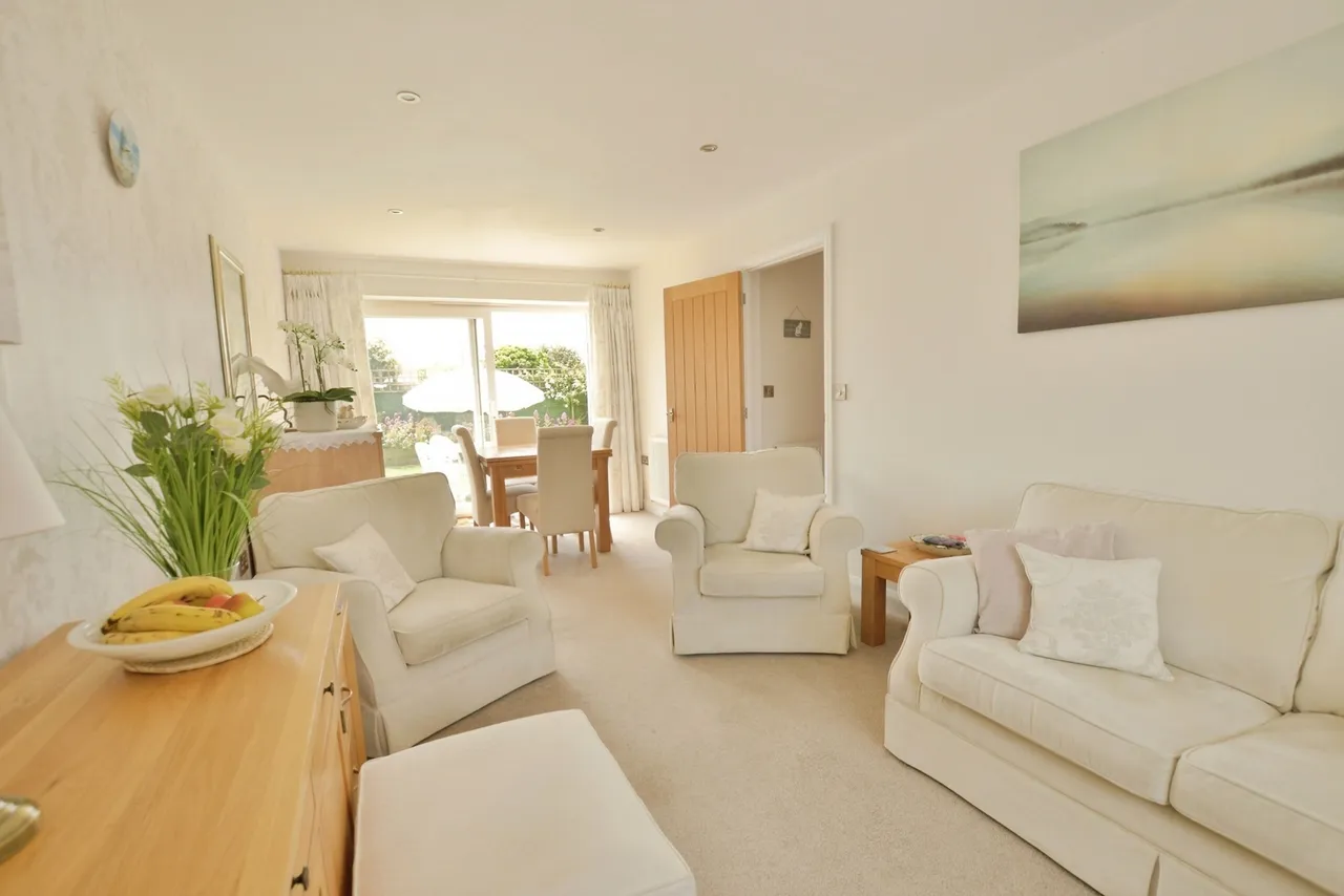 Williamson Road, Lydd on Sea, Romney Marsh, Kent, TN29, photo 2