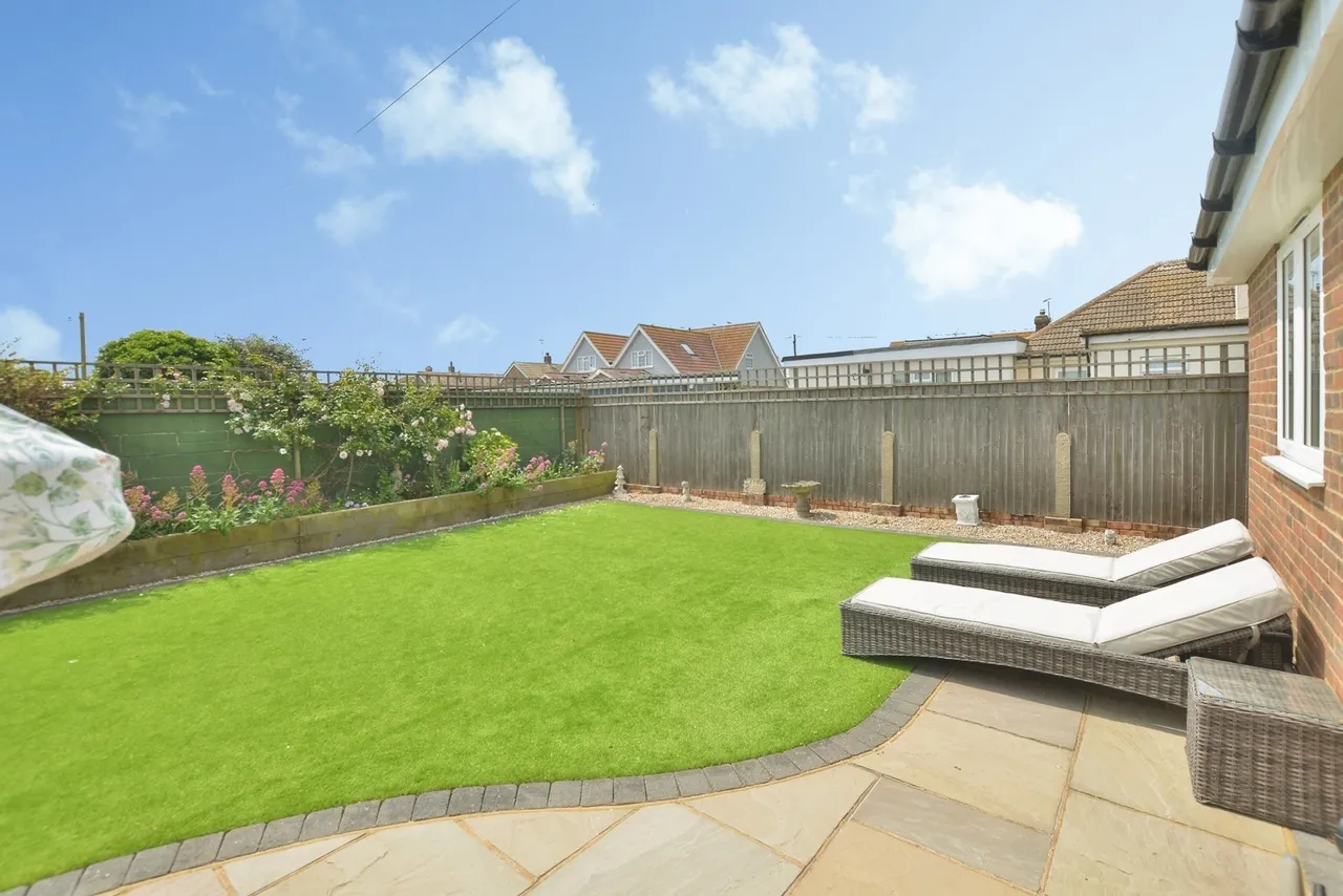 Williamson Road, Lydd on Sea, Romney Marsh, Kent, TN29, photo 16