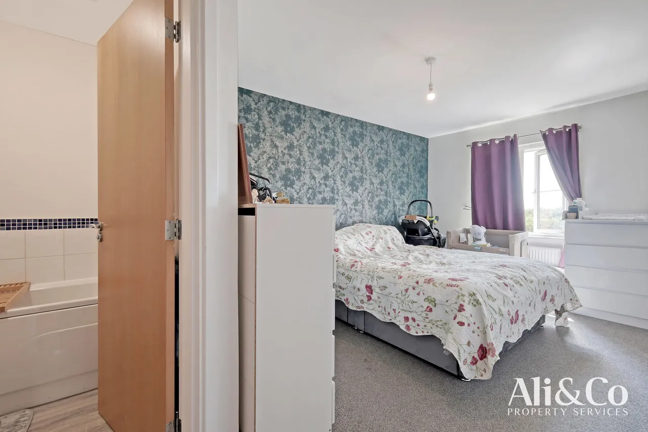 Fleming Road, Chafford Hundred, Grays, Essex, RM16 6YN, photo 9