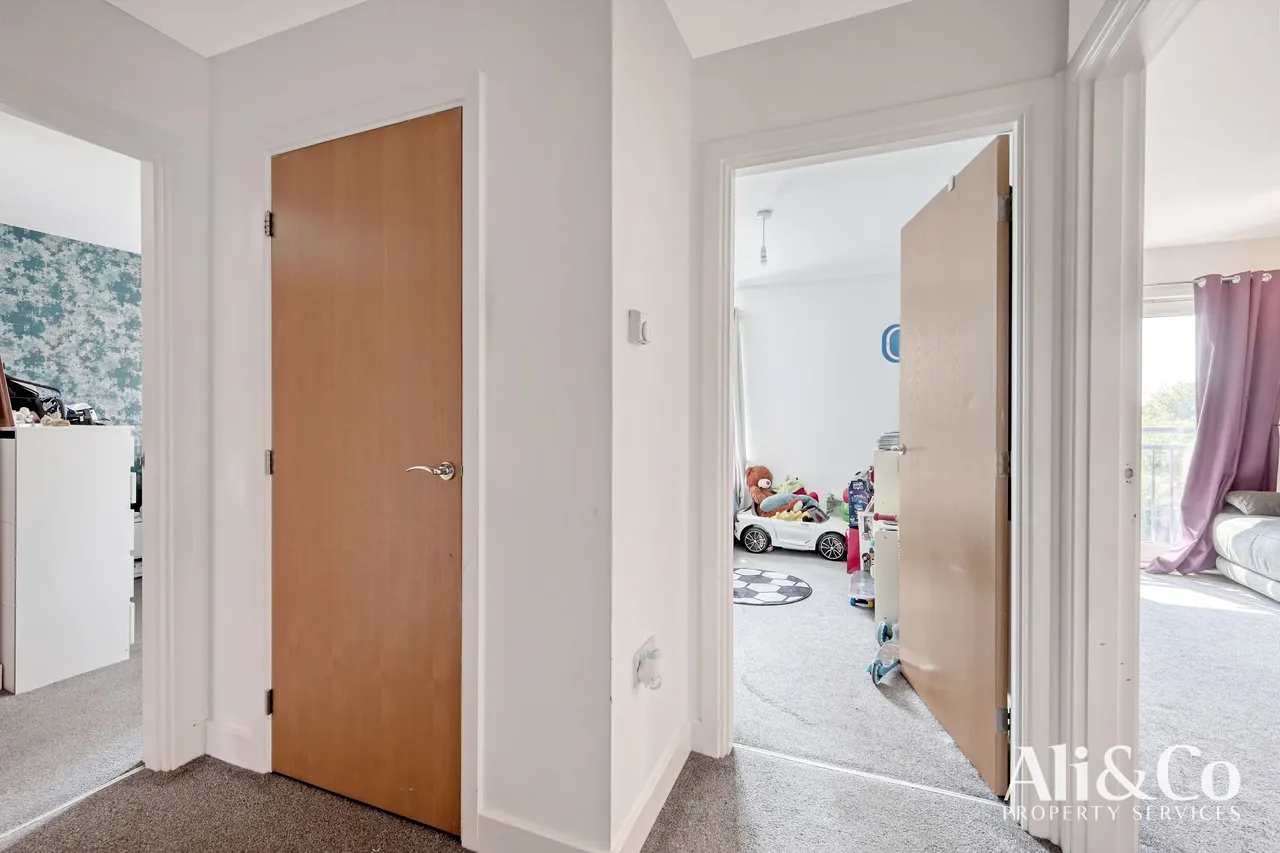 Fleming Road, Chafford Hundred, Grays, Essex, RM16 6YN, photo 7