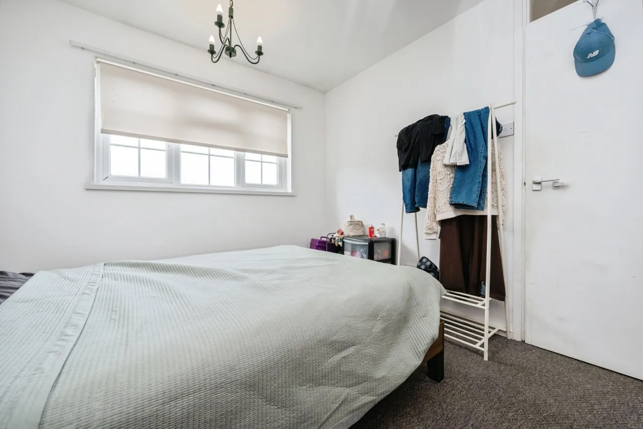 Brampton Close, Bedford, Bedfordshire, MK42, photo 8