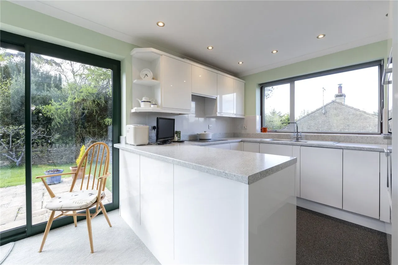 Orchard Close, West Coker, Yeovil, Somerset, BA22 9BL, photo 4