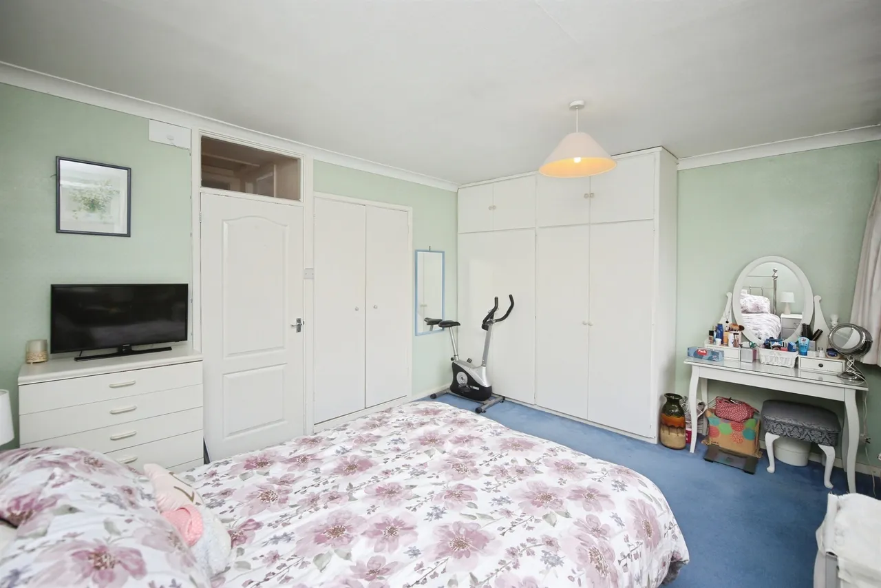 Bickenhill Park Road, Solihull, B92, photo 10