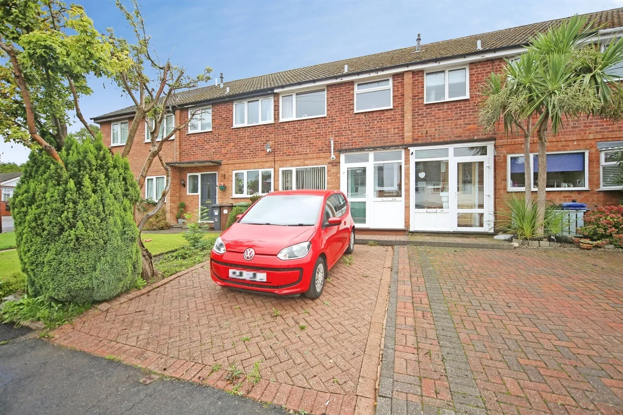 Bickenhill Park Road, Solihull, B92, photo 2