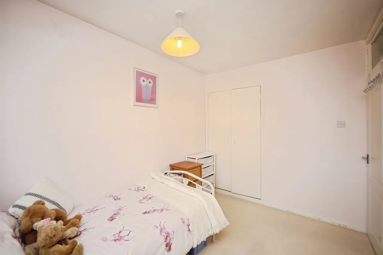 Bickenhill Park Road, Solihull, B92, photo 12
