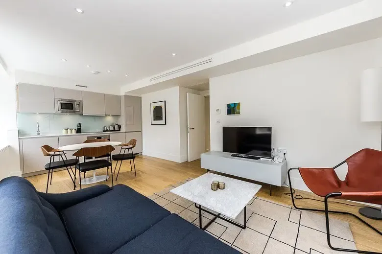 2 bed flat to rent, Chatham Street, London, SE17