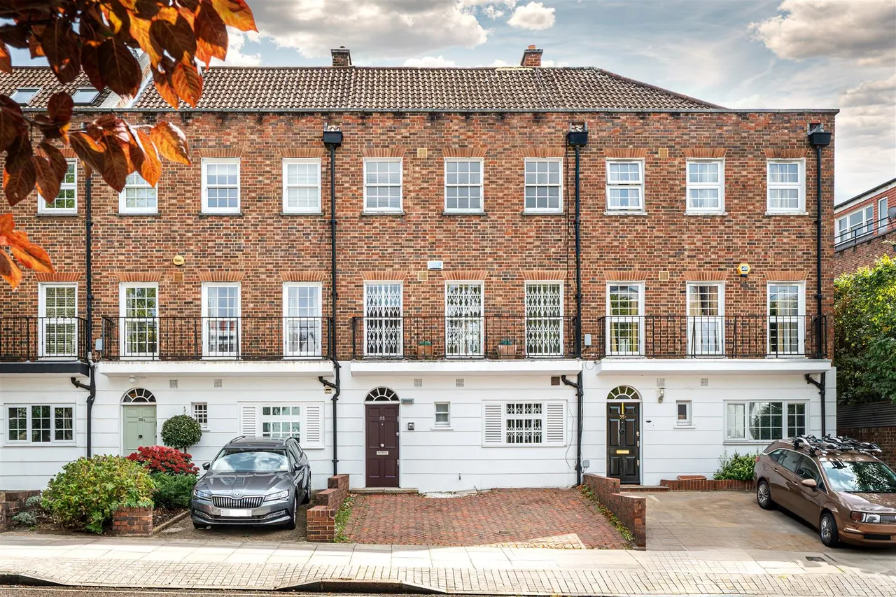 4 bed house for sale — Marlborough Place, St John's Wood, London, NW8 0PG