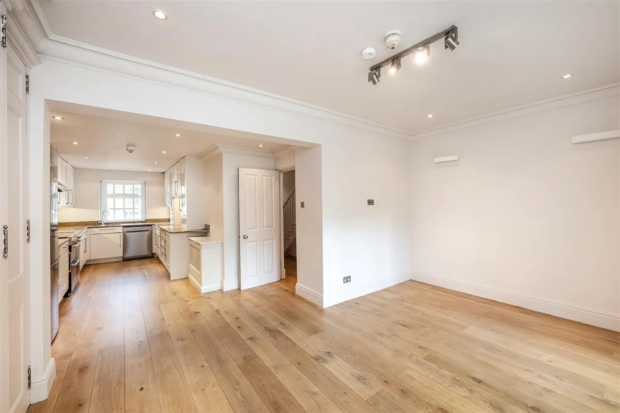Marlborough Place, St John's Wood, London, NW8 0PG, photo 2