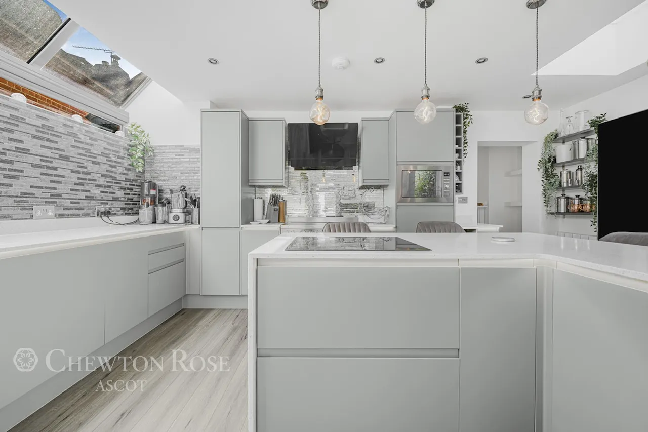 Victoria Road, Ascot, photo 8