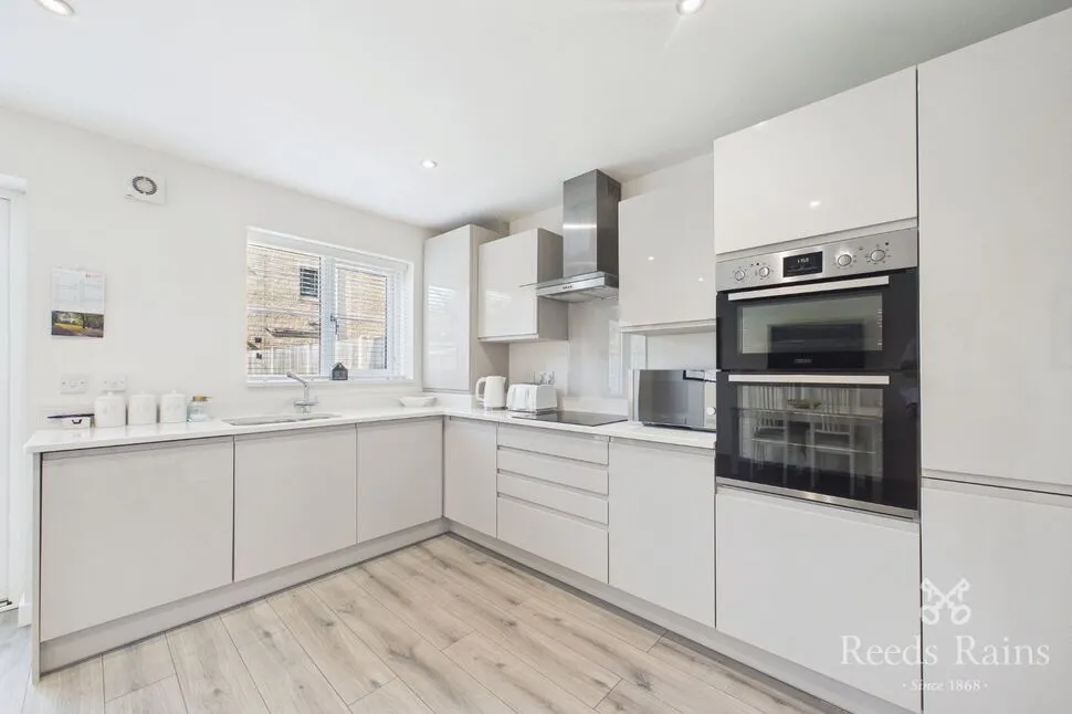 Moor Lane South, Ravenfield, South Yorkshire, S65, photo 5