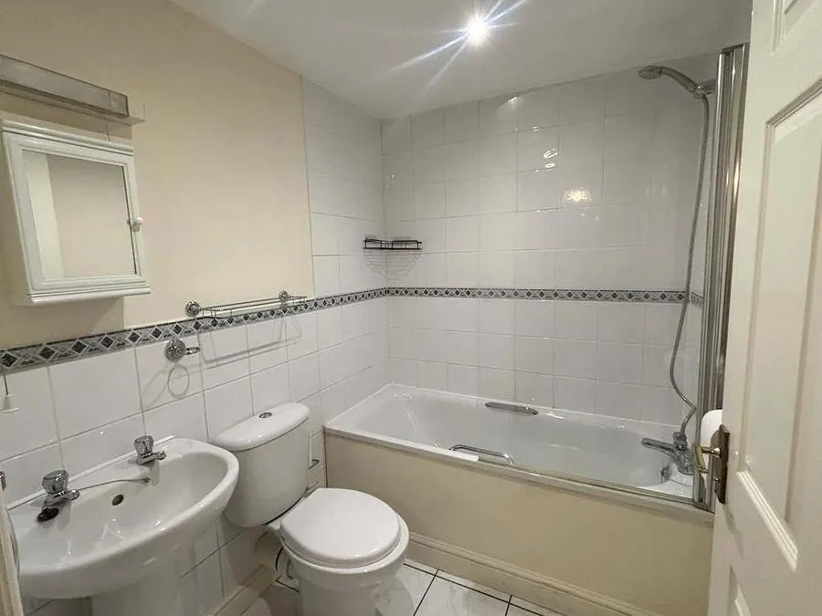 The Island, Midsomer Norton, BA3, photo 4
