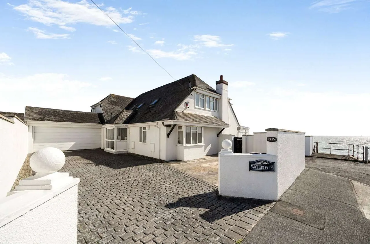 Warner Road, Selsey, Chichester, West Sussex, PO20 9DD, photo 12