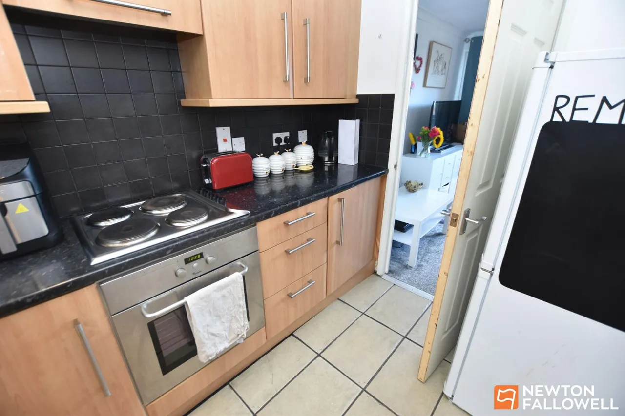 Burns Road, Knightthorpe Court, LE11, photo 5