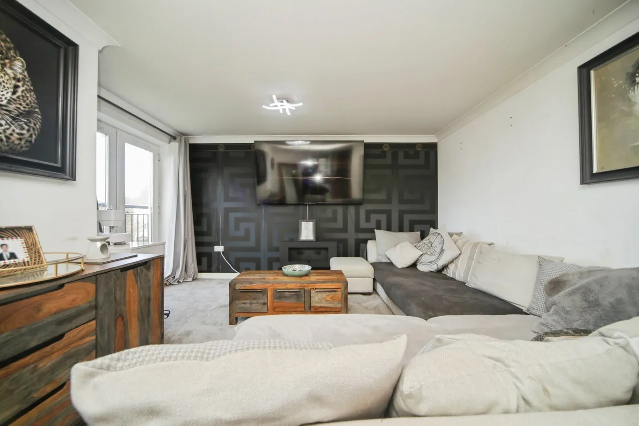 Pintail Road, Stowmarket, Suffolk, IP14, photo 6