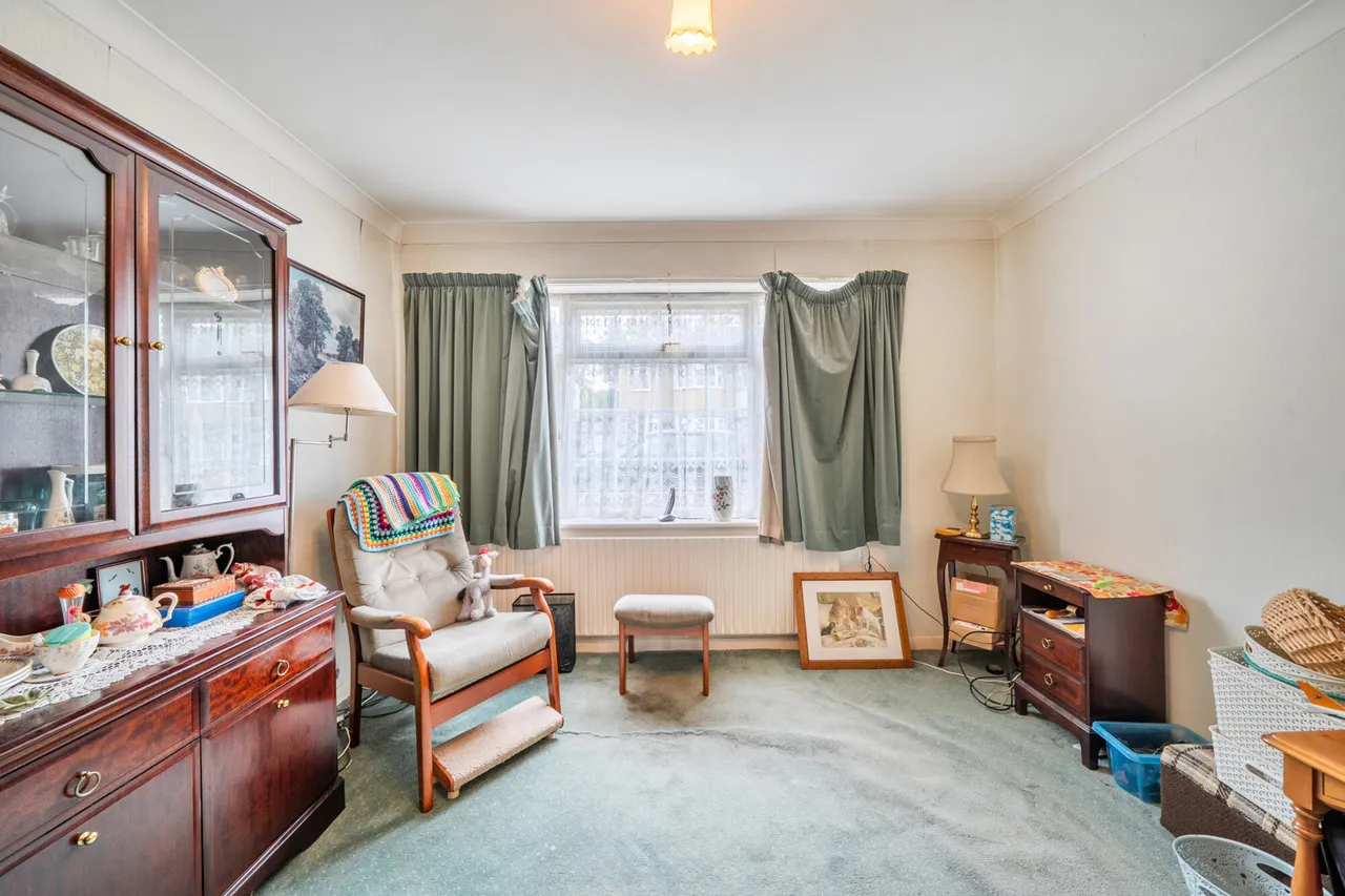Mount Park Road, Pinner, HA5, photo 17
