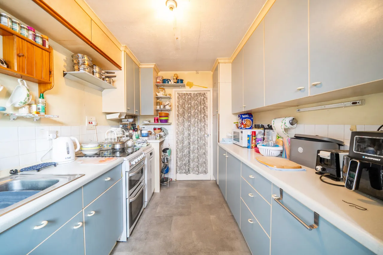 Mount Park Road, Pinner, HA5, photo 14