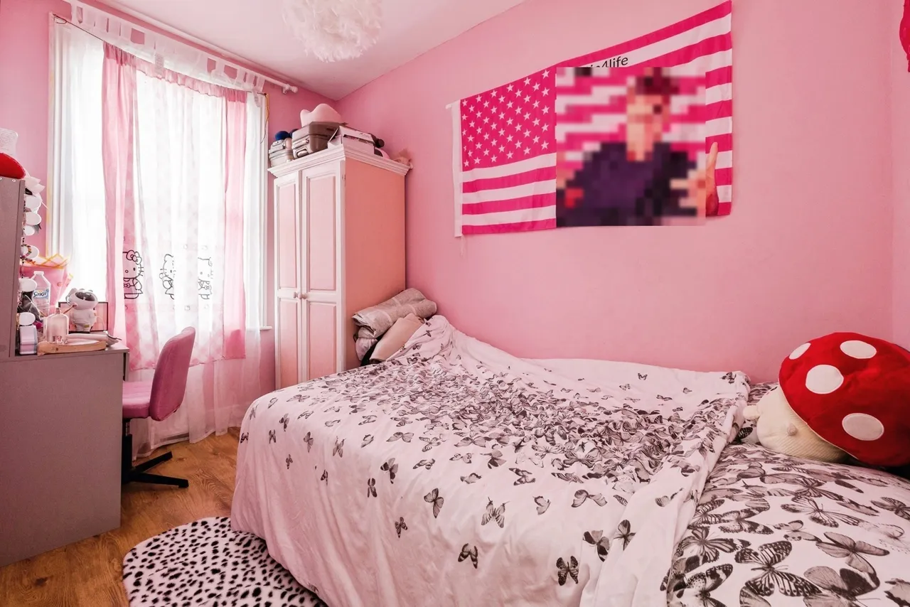 Lonsdale Avenue, East Ham, London, E6, photo 9