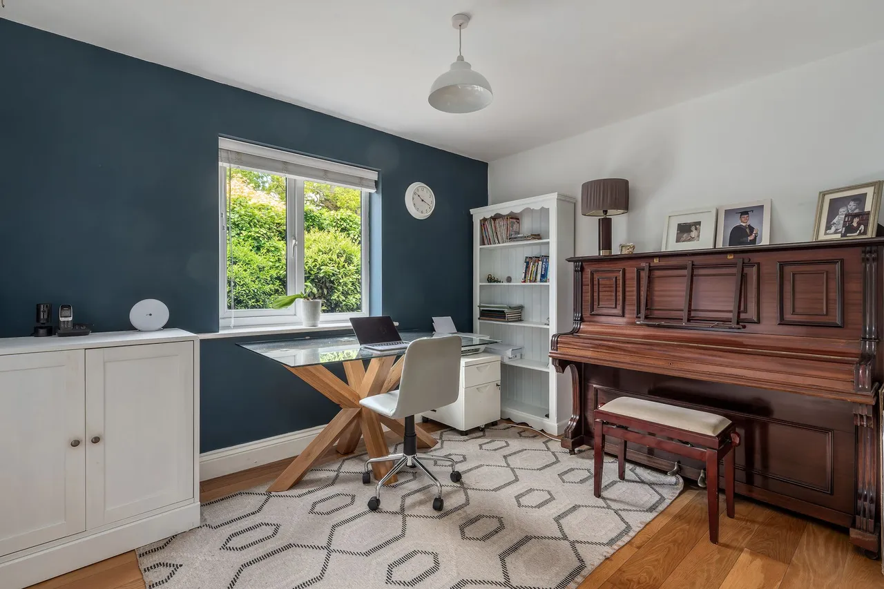 Downesway, Alderley Edge, photo 14