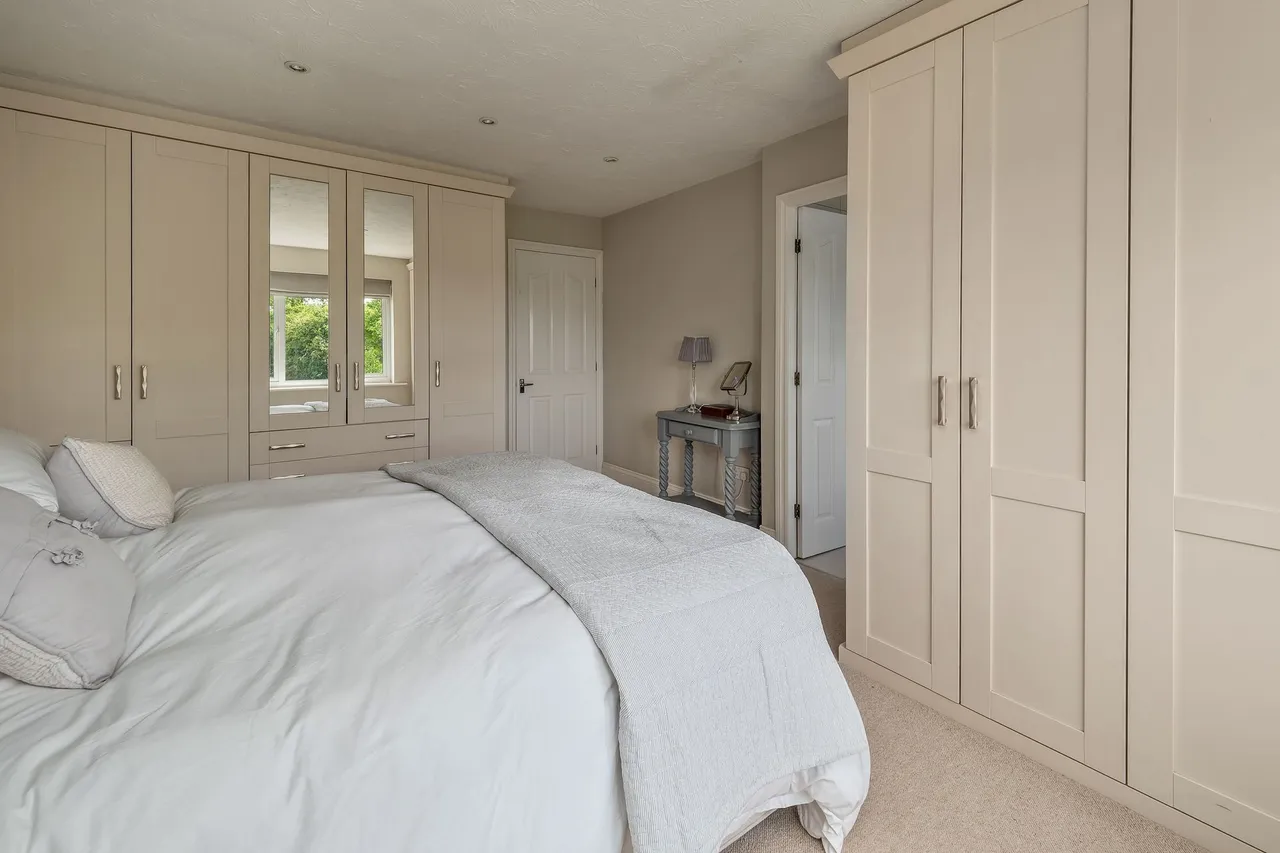 Downesway, Alderley Edge, photo 19