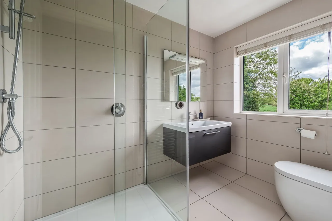 Downesway, Alderley Edge, photo 20