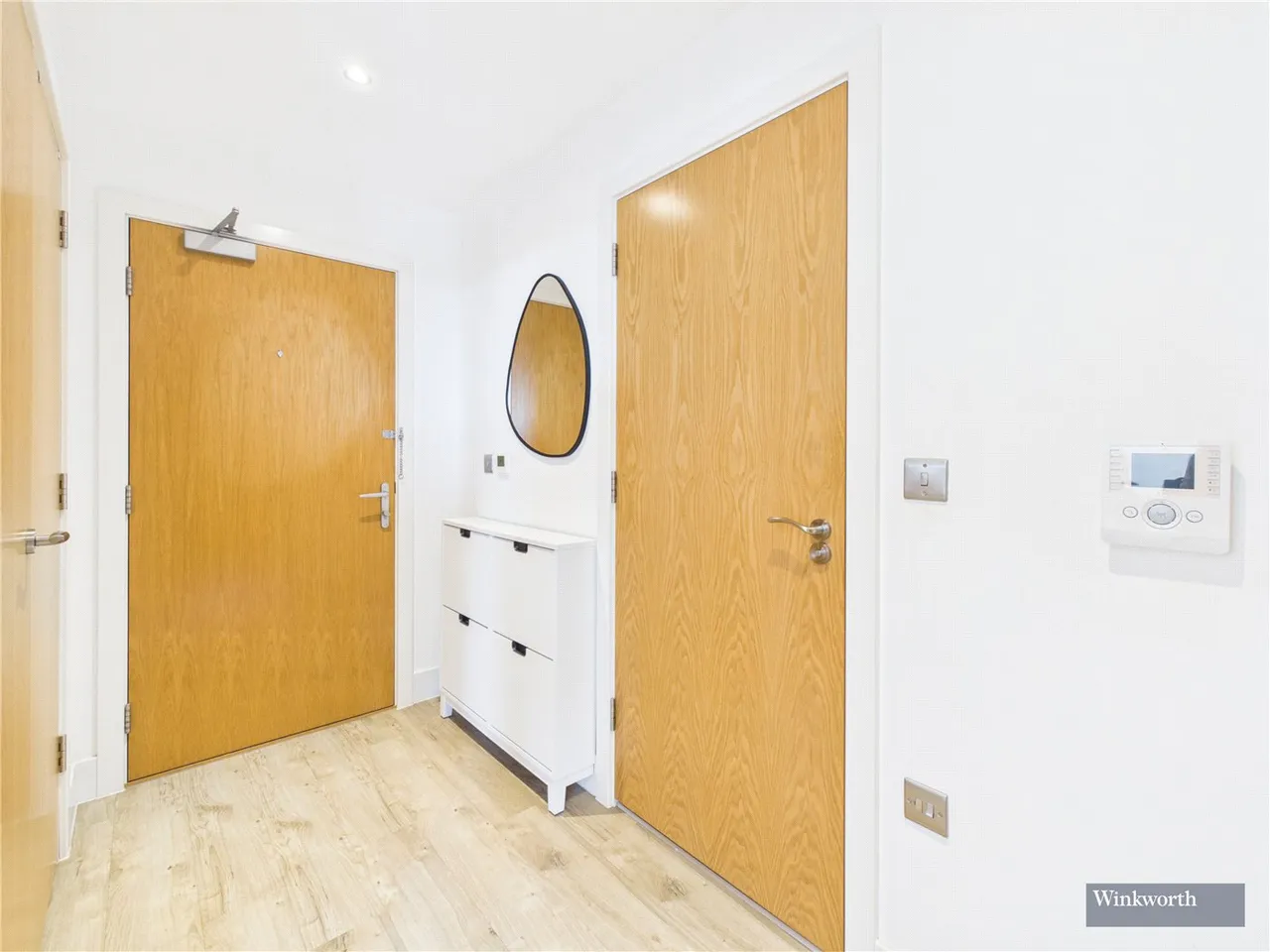 Lyon Road, Harrow, HA1, photo 3