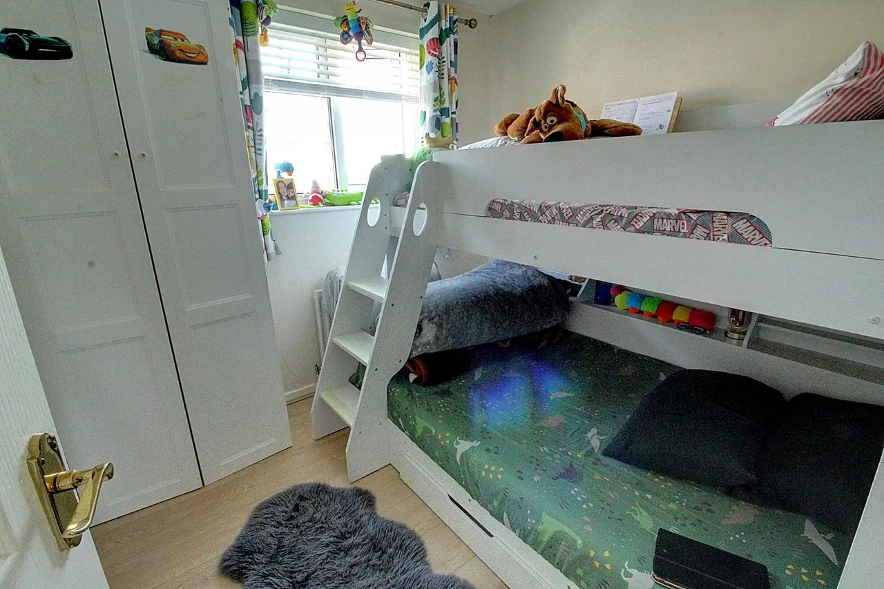 Bronte Close, Galley Common, CV10, photo 12