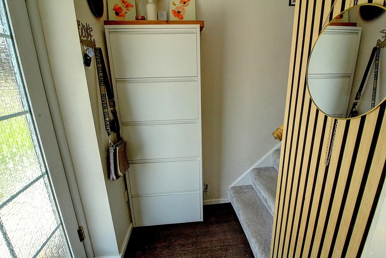 Bronte Close, Galley Common, CV10, photo 5