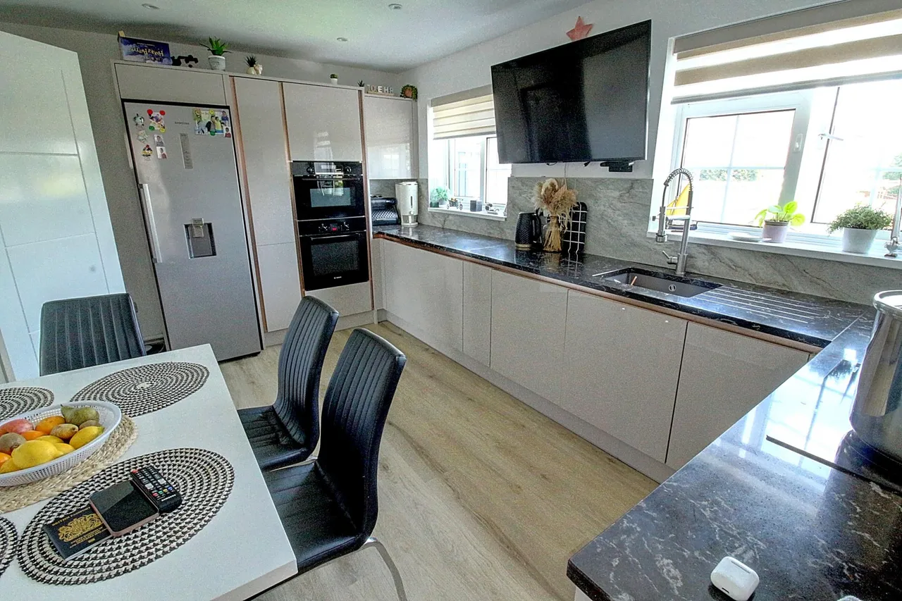 Bronte Close, Galley Common, CV10, photo 7