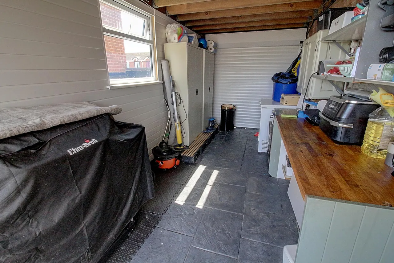 Bronte Close, Galley Common, CV10, photo 16