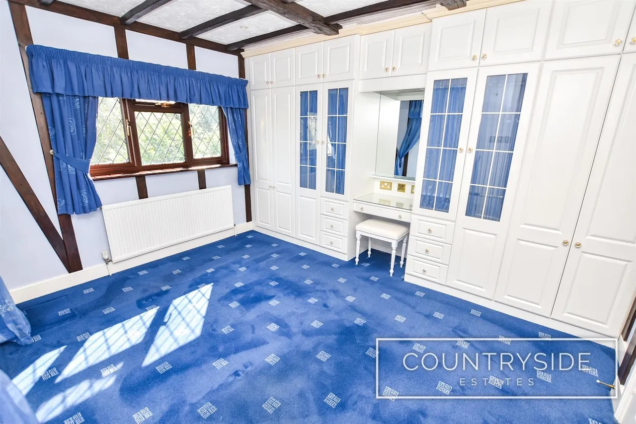 Templewood Road, Hadleigh, photo 13