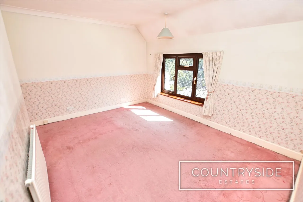 Templewood Road, Hadleigh, photo 14
