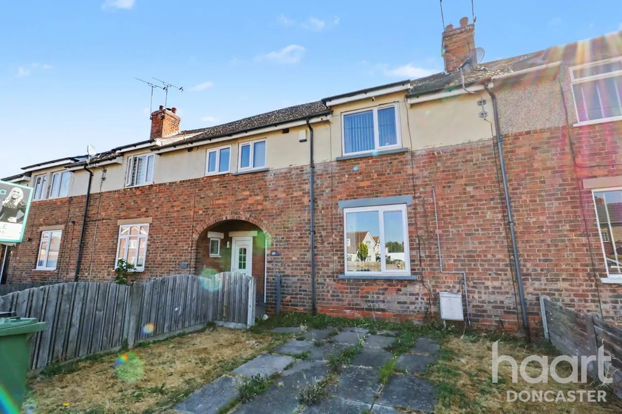 3 bed house for sale, Waterslack Road, Bircotes, DN11