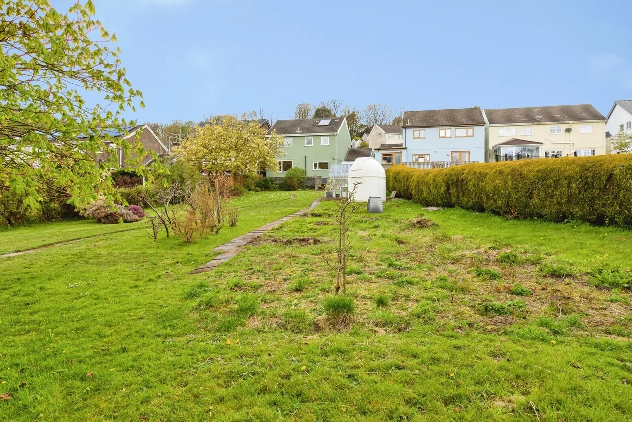 Heol Y Nant, Llannon, SA14, photo 23