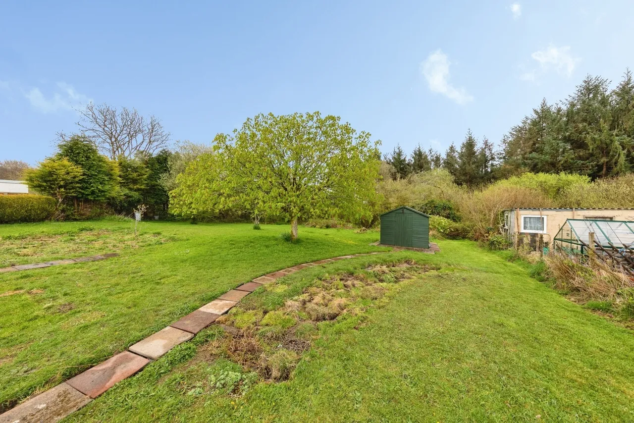 Heol Y Nant, Llannon, SA14, photo 25