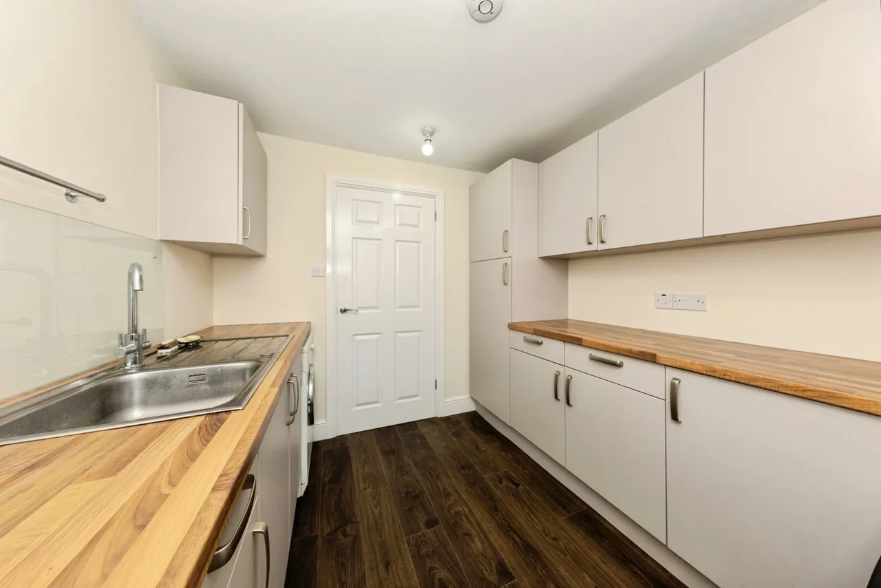 Heol Y Nant, Llannon, SA14, photo 12